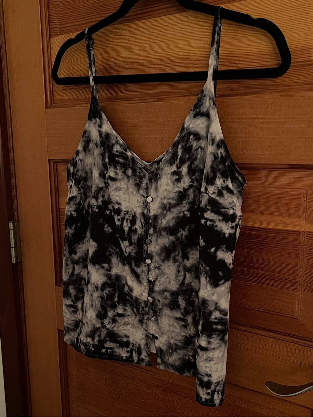 Sanctuary Tie-Dye Black & White Button-Front Cami - EUC - Medium - Picture 2 of 8
